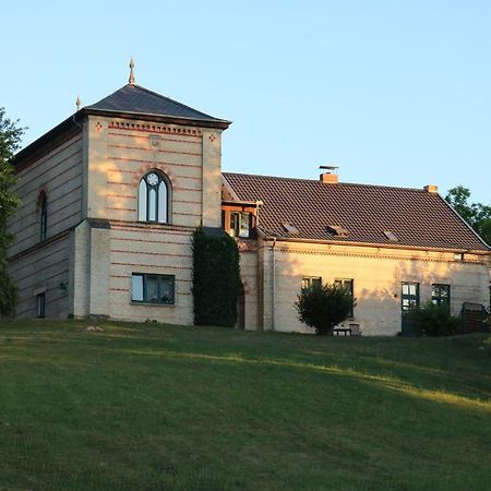 Historisches Gebaeude " Rentmeisteramt" Basedow Basedow  Exterior photo